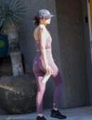 Ana de Armas’s Booty going to Gym in Skin-Clinging Leggings