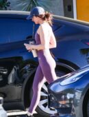 Ana de Armas’s Booty going to Gym in Skin-Clinging Leggings